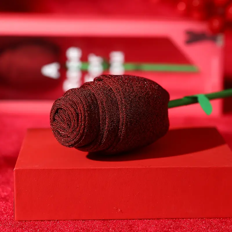 Růže z Ponožek – Romantické Ponožky